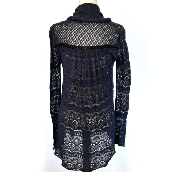 Navy Cowl Neck Lace Top BKE Small - Picture 5 of 7